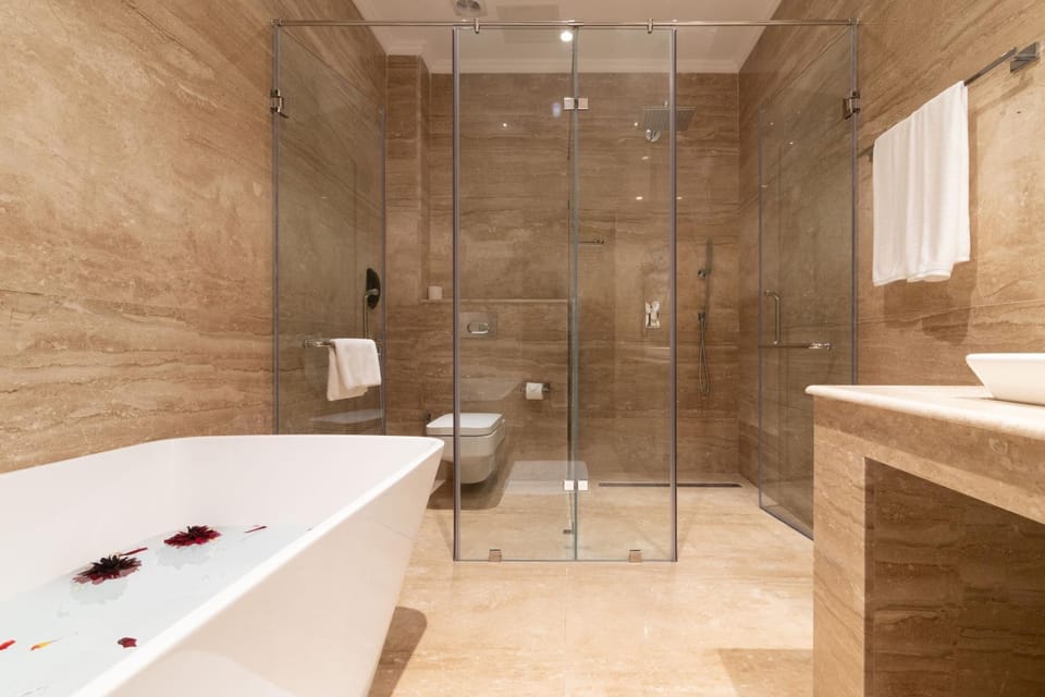 Bathroom, Bath