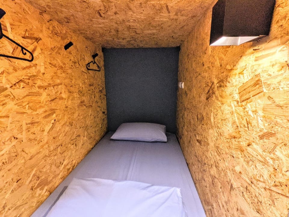 N JoY TAKAO 思旅民宿 Hostel in Kaohsiung