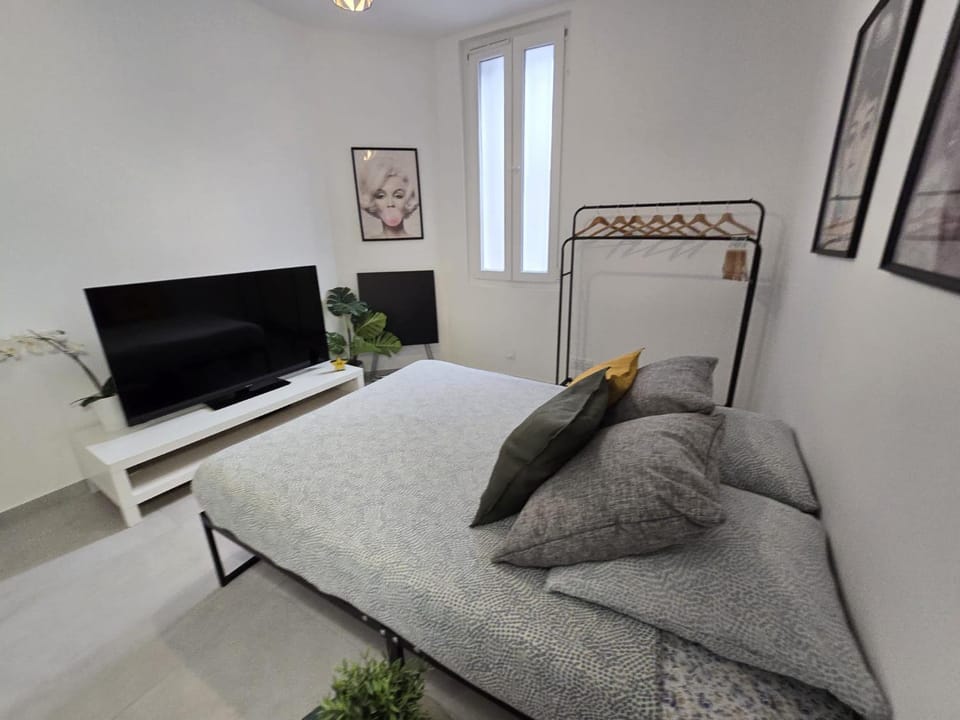 GregBnb - Studio 22m2 - Climatisé -10min Gare - 1 Apartment in Toulon