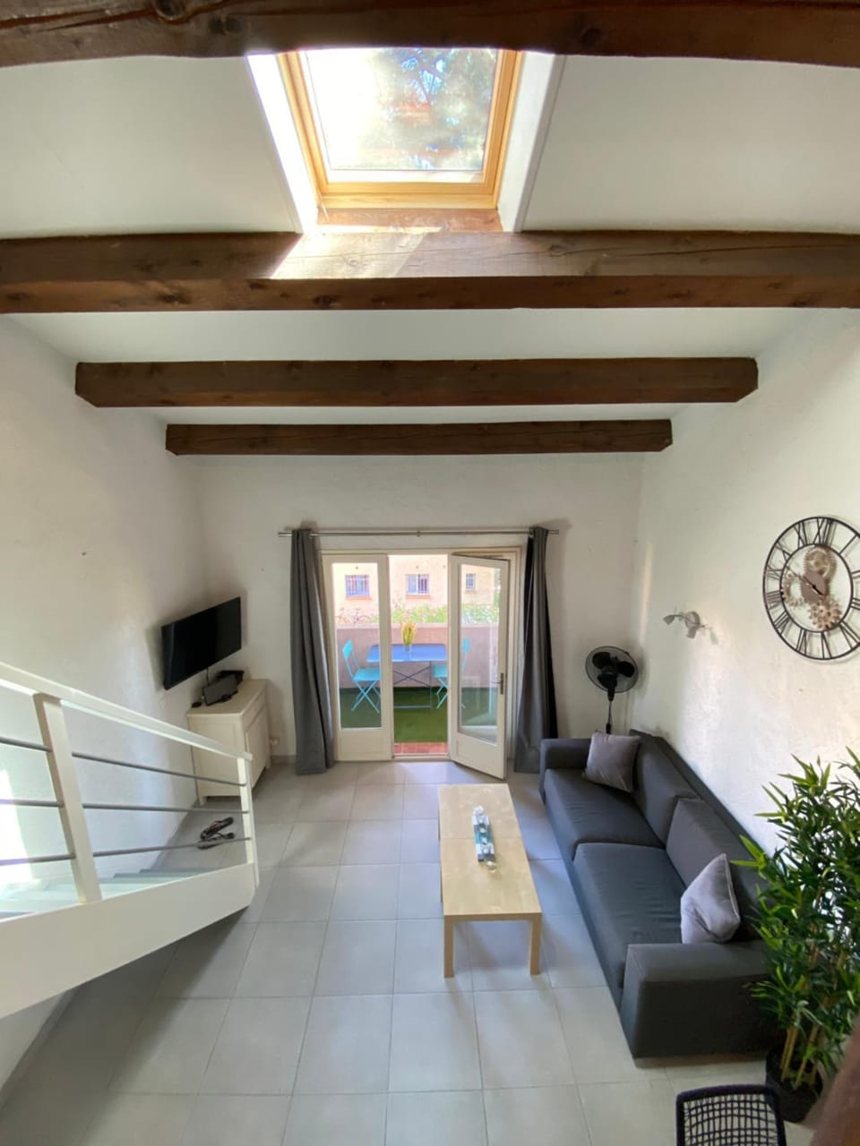 TV and multimedia, Balcony/Terrace, Living room, Dining area