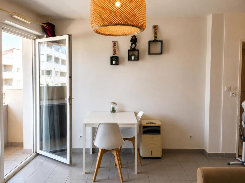 Lac Rose, Appartement 4 personnes avec Parking et Accès Métro Apartment in Marseille