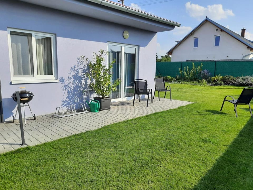 Garden, Garden view
