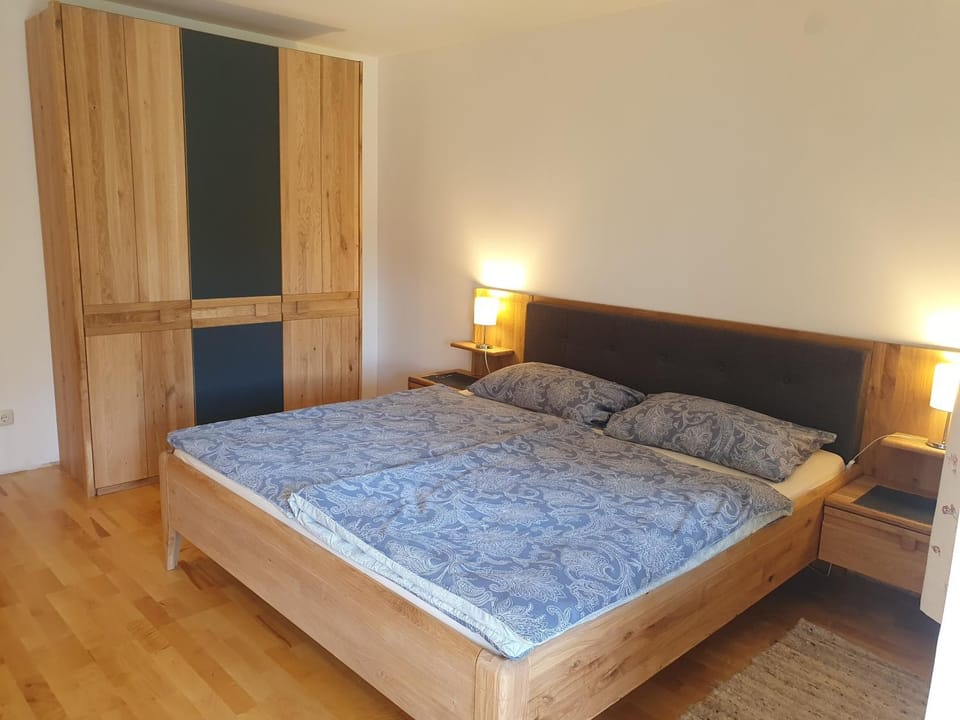 Bed, Photo of the whole room, Bedroom, wardrobe