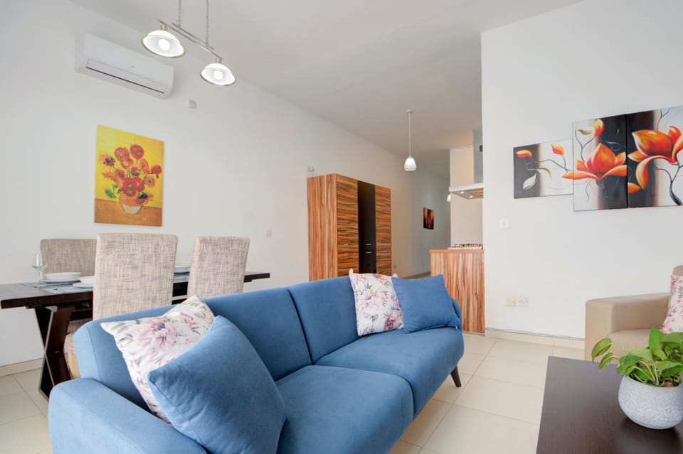 Living room, Decorative detail, Seating area, air conditioner