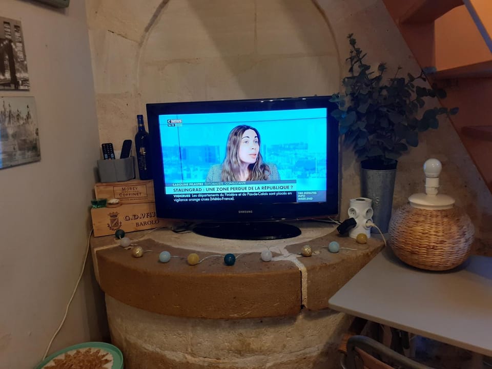 Joli petit loft dans échoppe pierre centre-ville Apartment in Bordeaux
