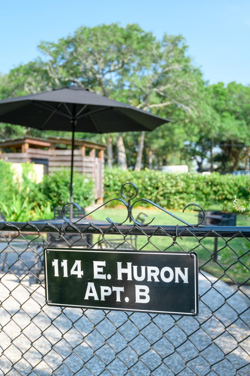 Facade/entrance, Property logo or sign