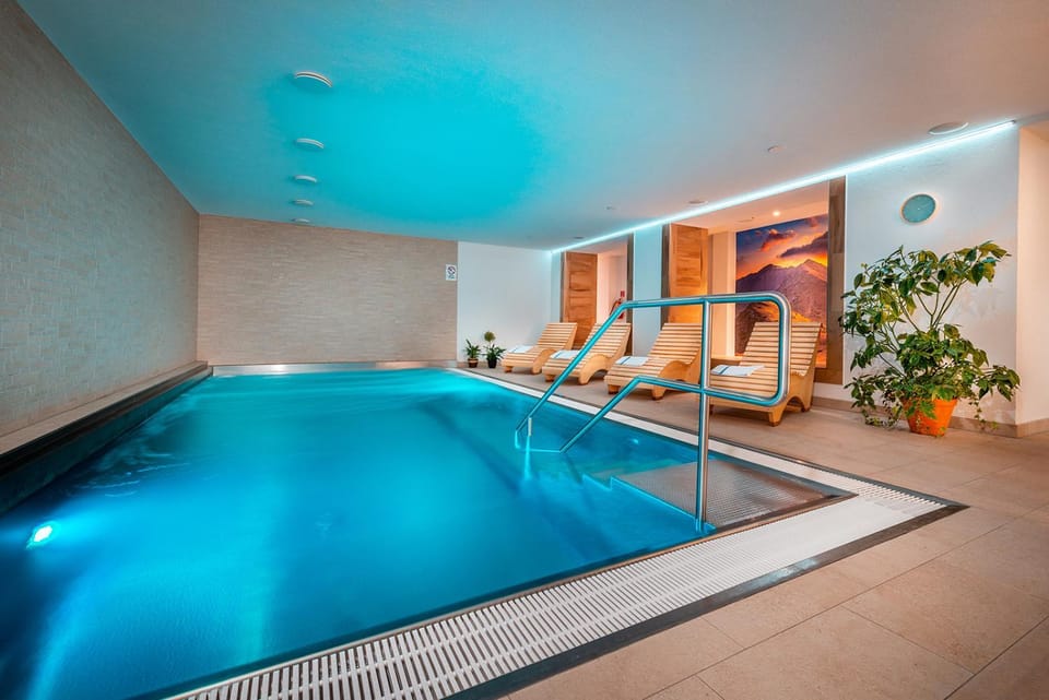 Spa and wellness centre/facilities, Swimming pool