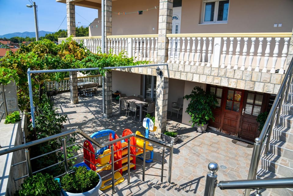 Patio, Garden view, Inner courtyard view