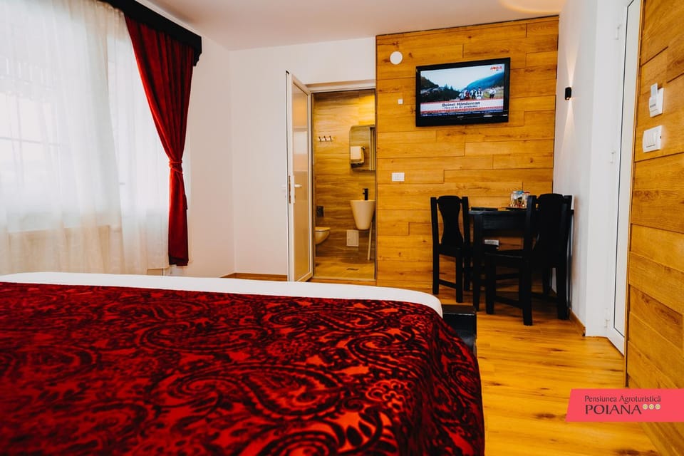 Pensiunea Agroturistica Poiana Bed and Breakfast in Romania