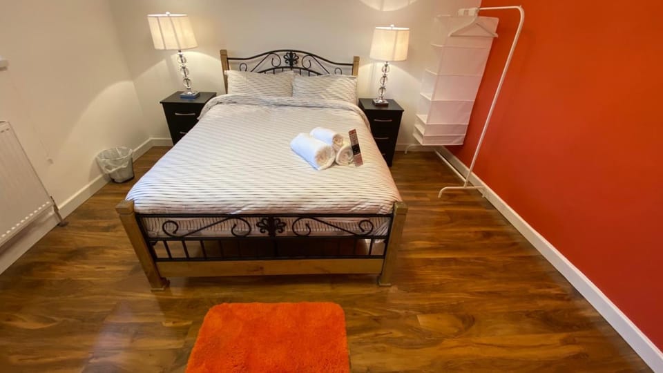 Grand Heights Suites Bed and Breakfast in London