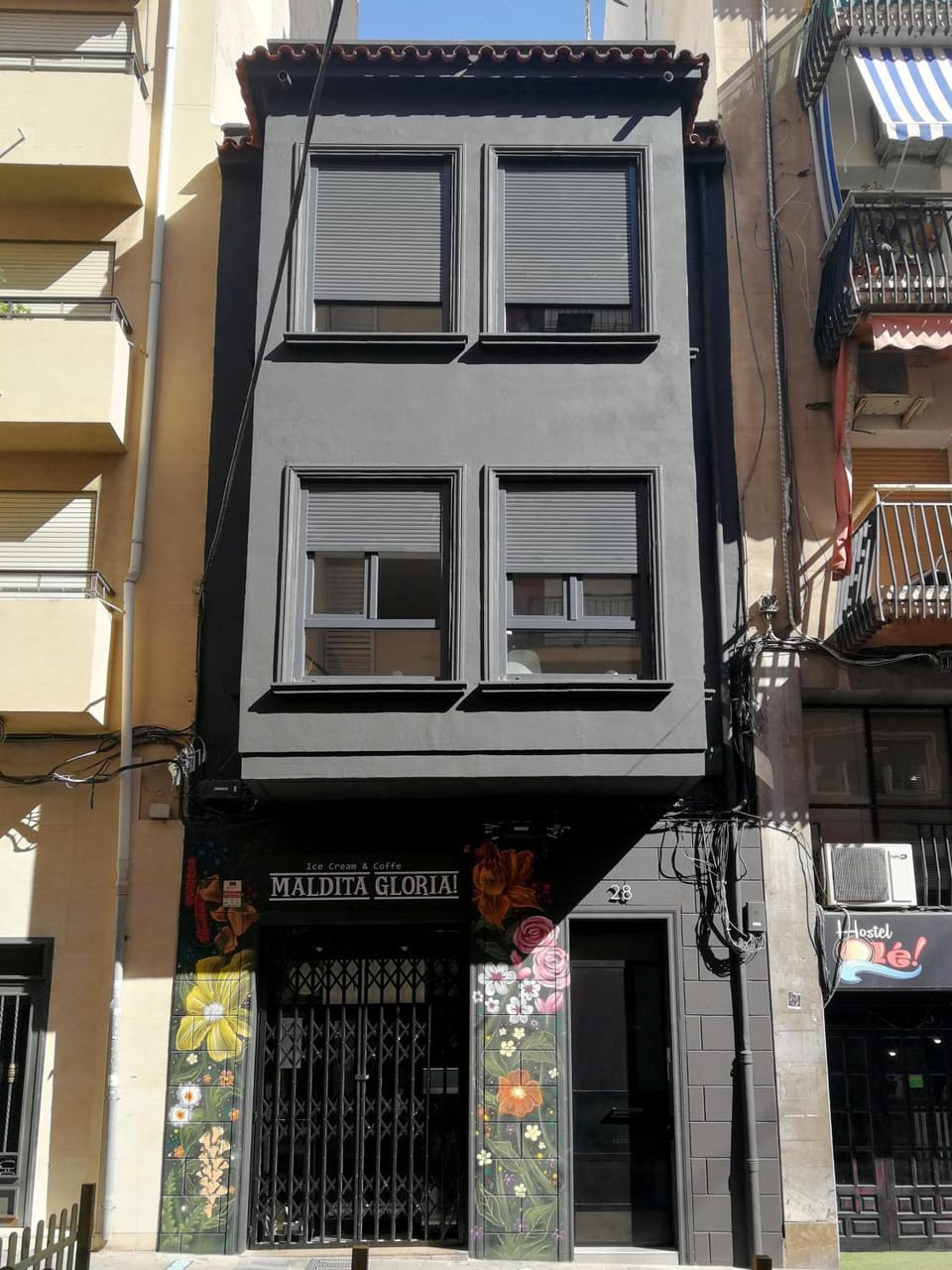 Property building, Facade/entrance