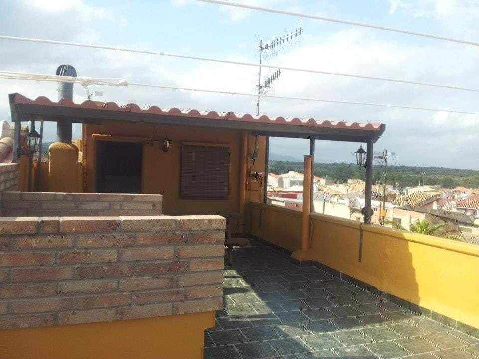 BBQ facilities, Balcony/Terrace