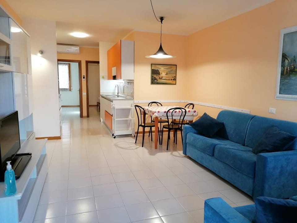 Appartamento con 2 terrazze Porto Azzurro a 300 mt dal centro Apartment in Porto Azzurro