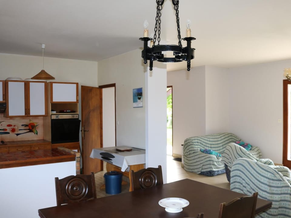 Maison Calme avec Jardin, Proche Lac et Centre, Animaux Bienvenus, Ménage Inclus - FR-1-319-408 House in Sanguinet