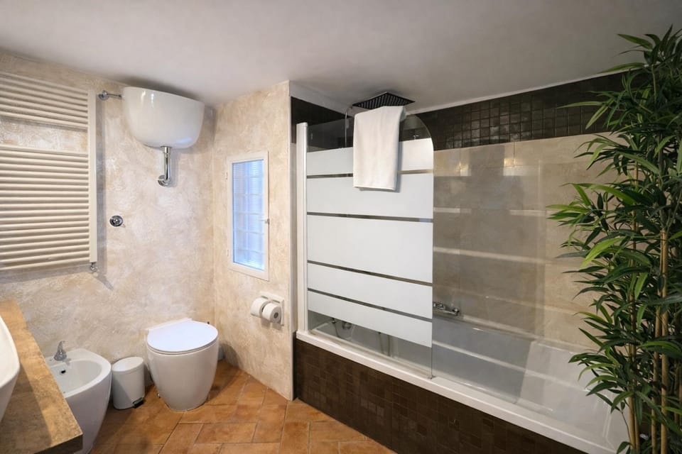 Historic roman Home by Campo de Fiori Apartment in Rome