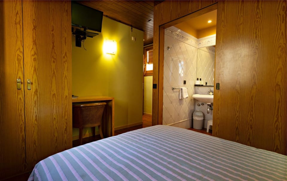 Hostal Victor Hotel in Solsonès