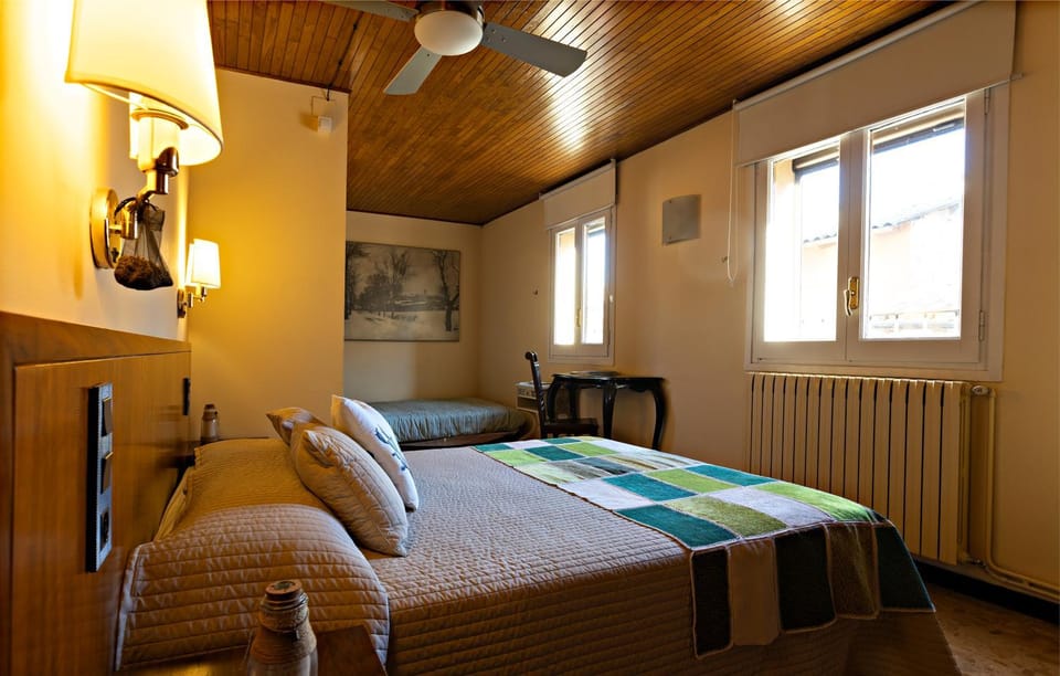 Hostal Victor Hotel in Solsonès