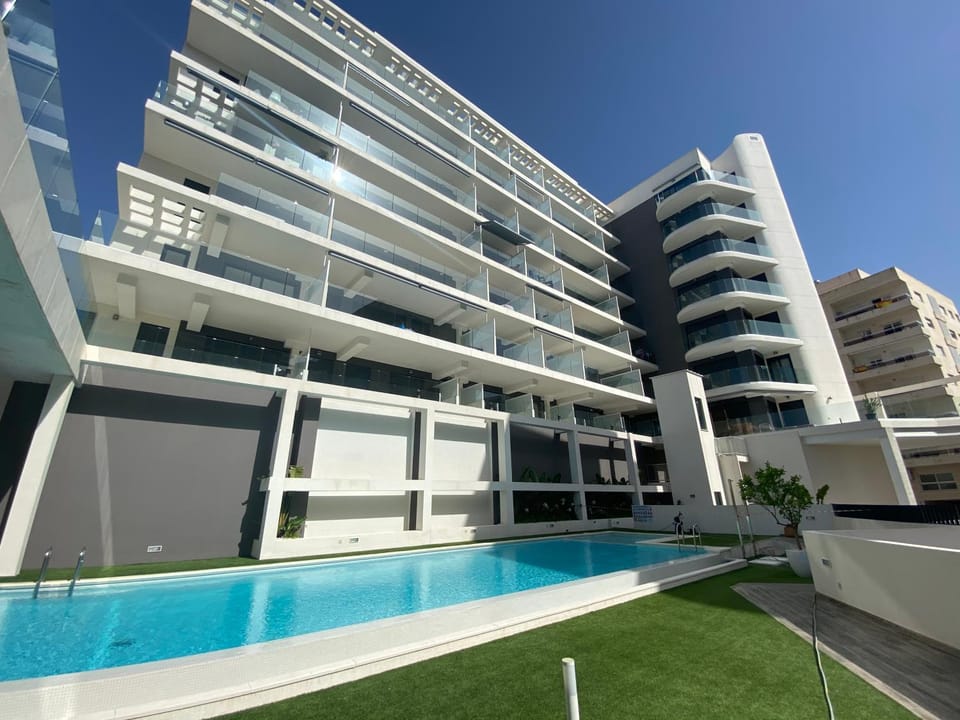 Property building, Swimming pool, Swimming pool