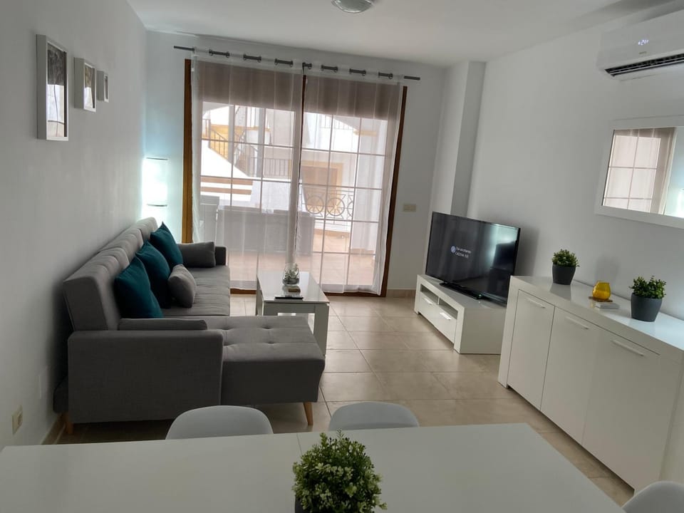 Living room, Lounge or bar