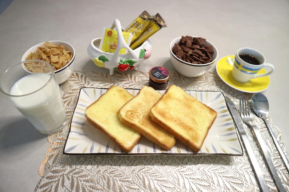 Food and drinks, Food, Breakfast, American breakfast