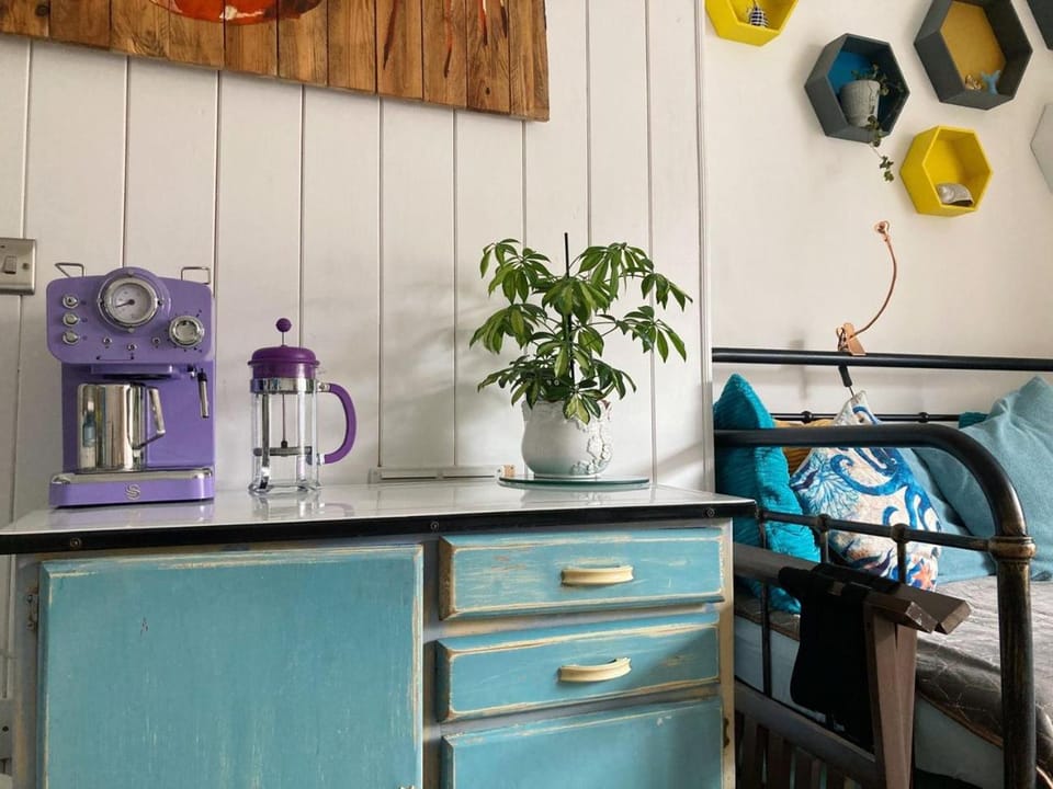 Enjoy Ventnor 1, Pier Street, Wightlink offer Apartment in Ventnor