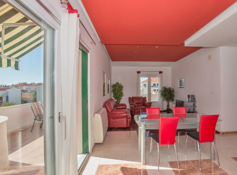 Apartments Marcela Apartment in Makarska