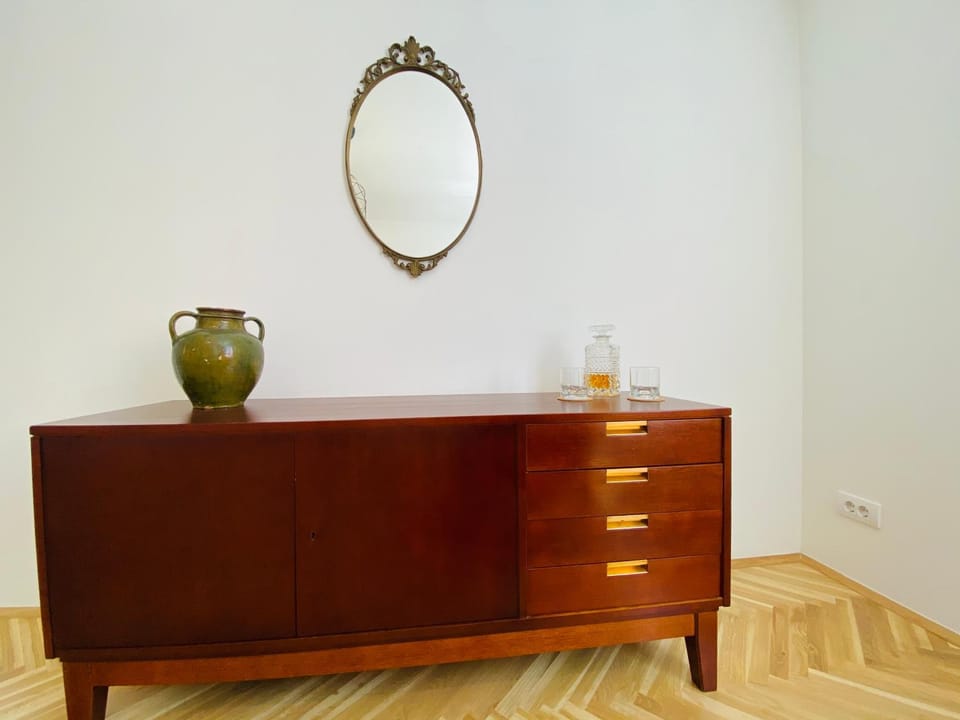 Unfamiliar Mili, Center Apartment in Belgrade