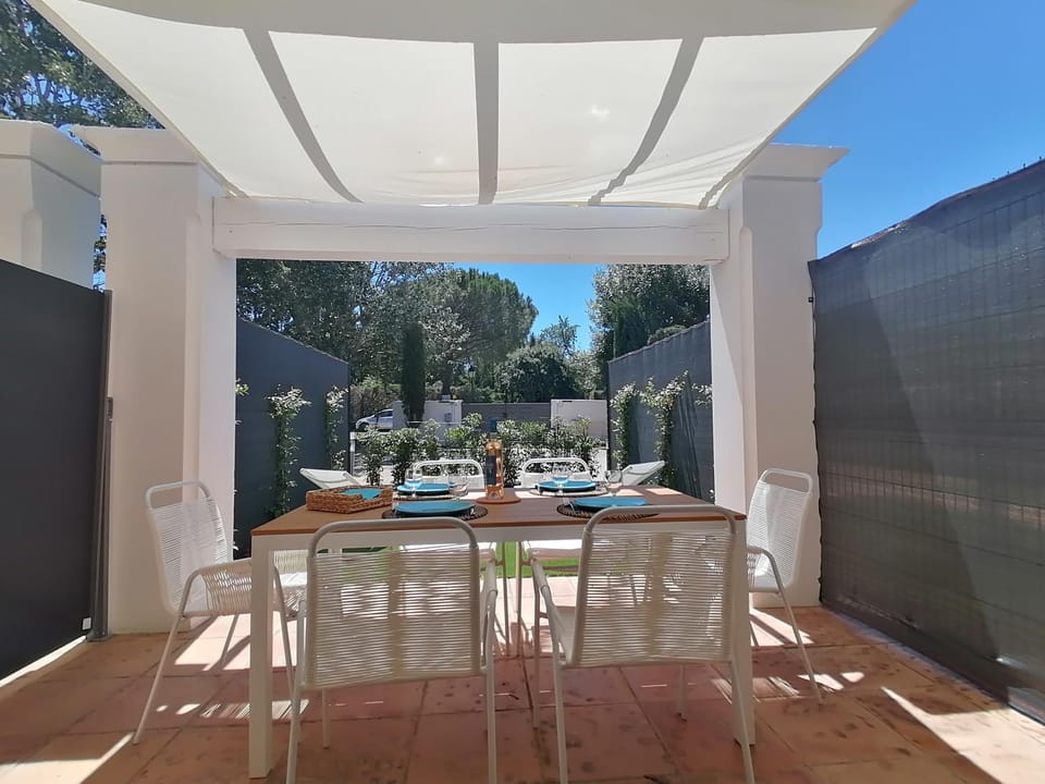 Patio, Balcony/Terrace