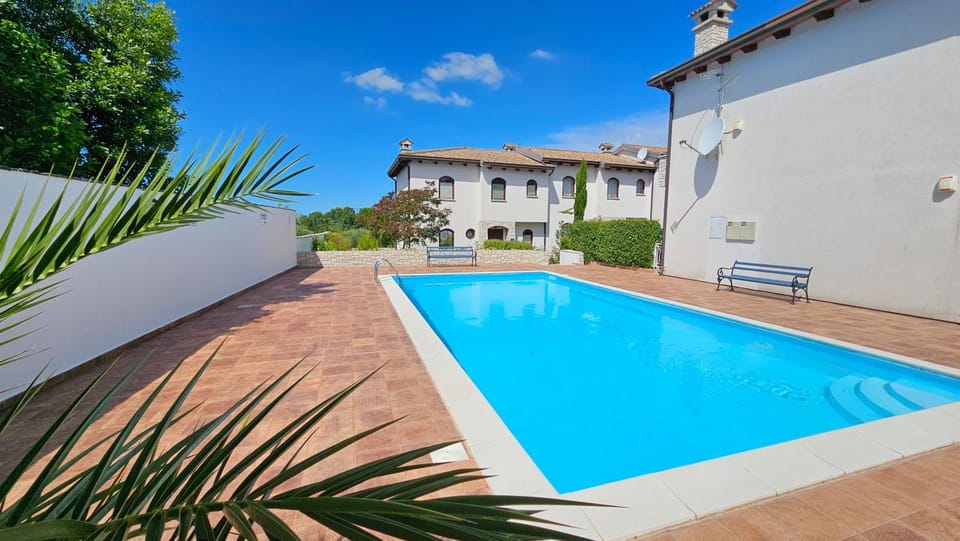 Property building, Swimming pool