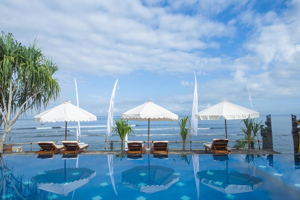 Swimming pool, Swimming pool
