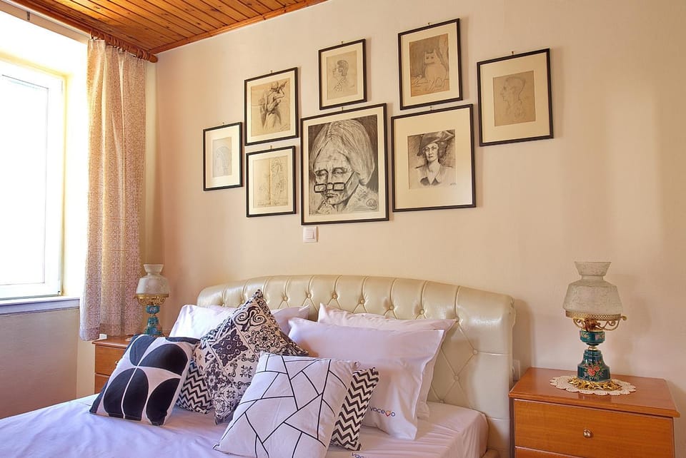Decorative detail, Bedroom