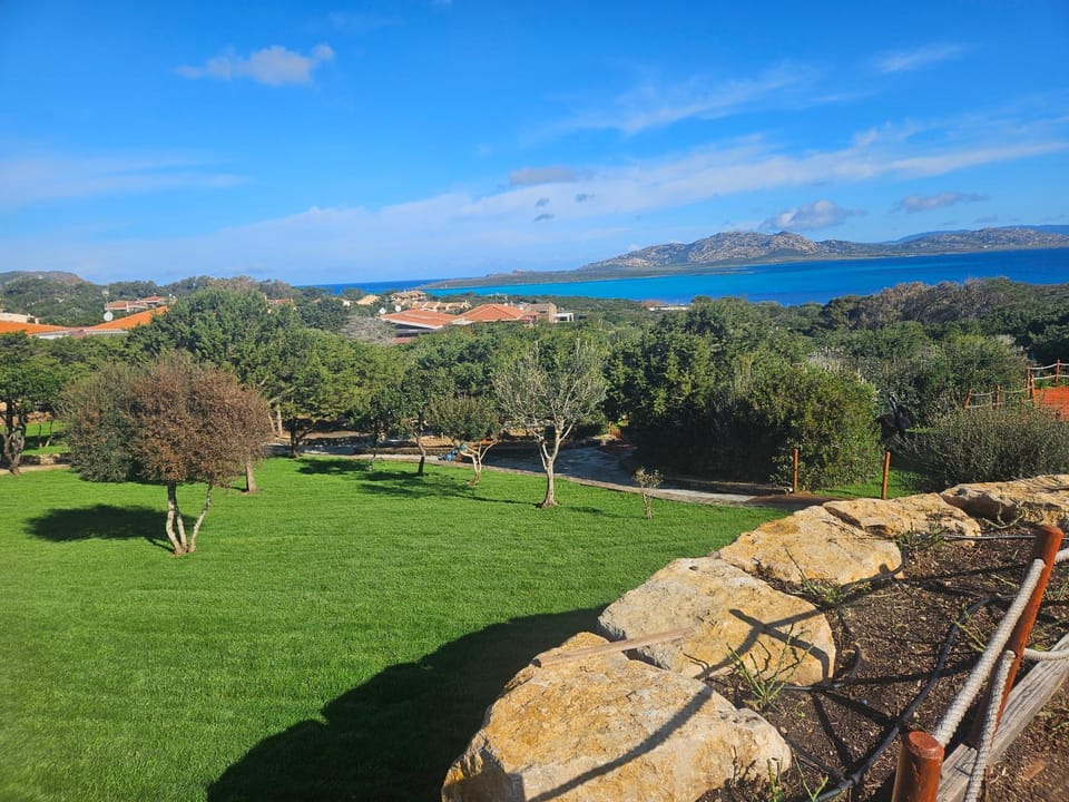 Villa Boat - in front of the Sea House in Stintino
