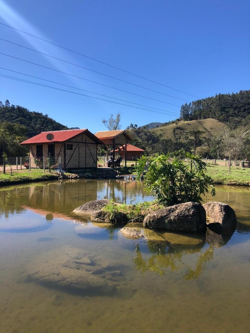 Caminhos da Serra do Tabuleiro - Chalé do Lago Nature lodge in State of Santa Catarina
