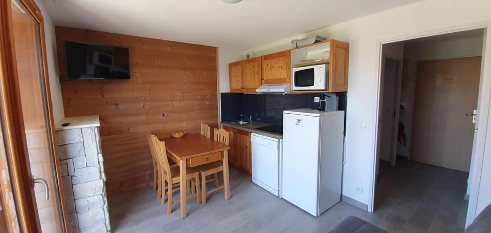 Appartement 3 étoiles 6 personnes les Orres 1800 Apartment in Provence-Alpes-Côte d'Azur