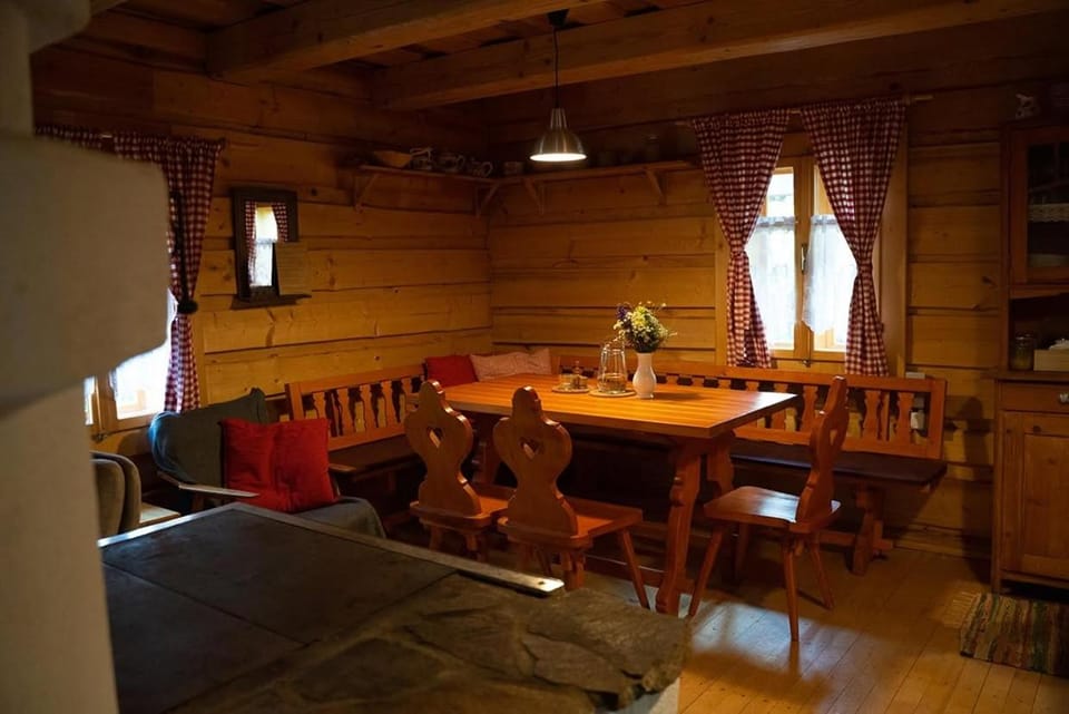 Zbojnícke Chalúpky Chalet in Slovakia