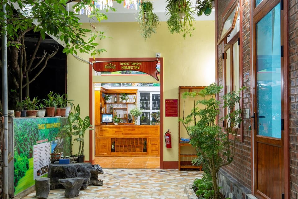 Restaurant/places to eat, Lobby or reception