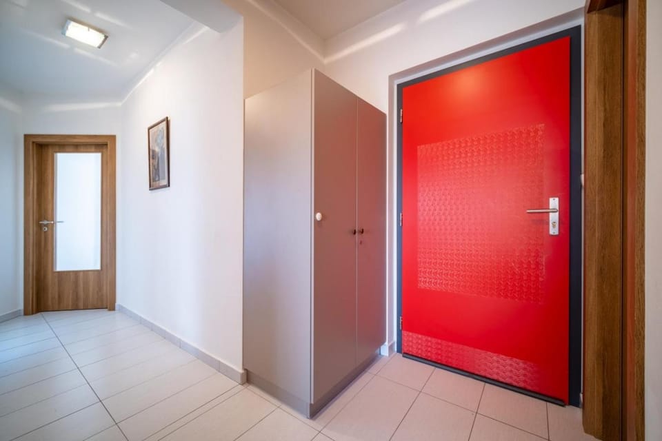 Shower, Bathroom, wardrobe