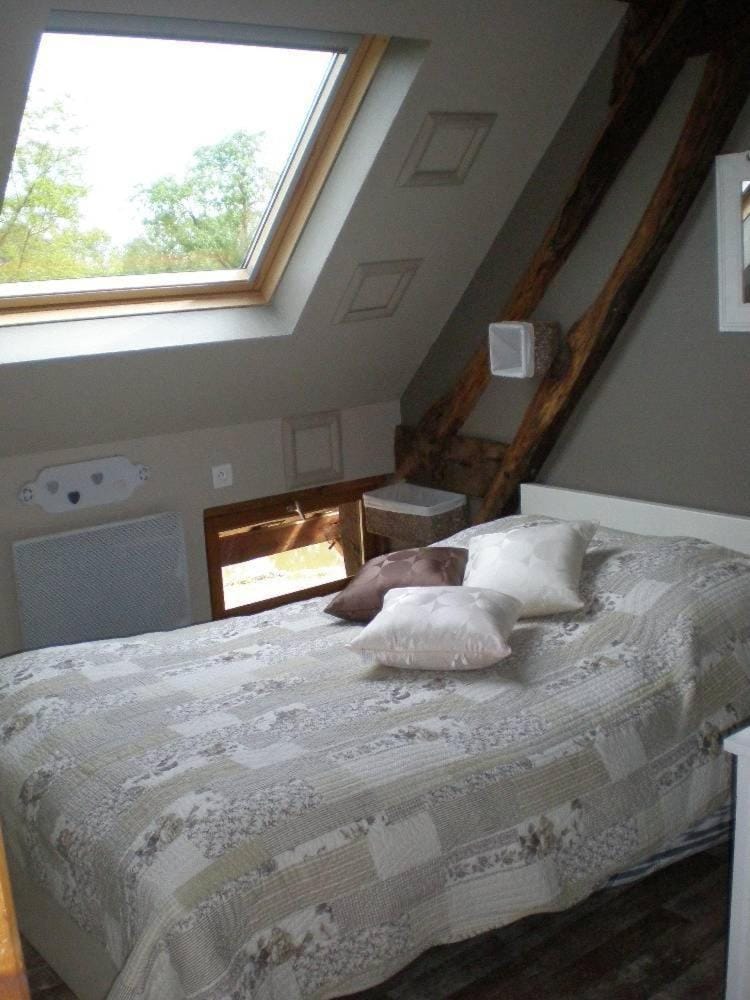 La Maison Du L.A.C. Bed and Breakfast in Bourgogne-Franche-Comté