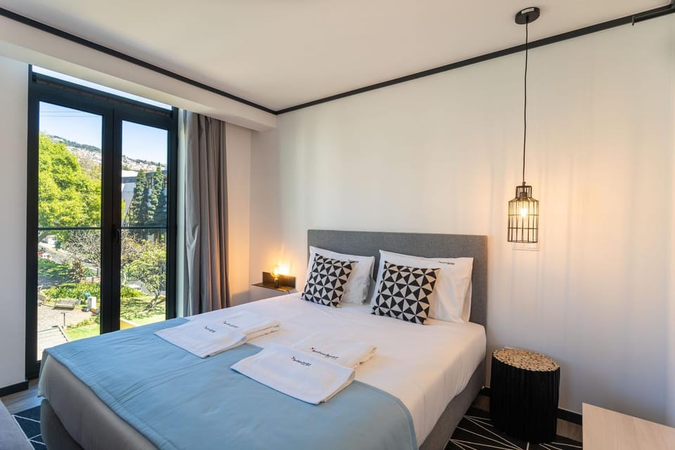 Bed, View (from property/room), Photo of the whole room, Bedroom, towels