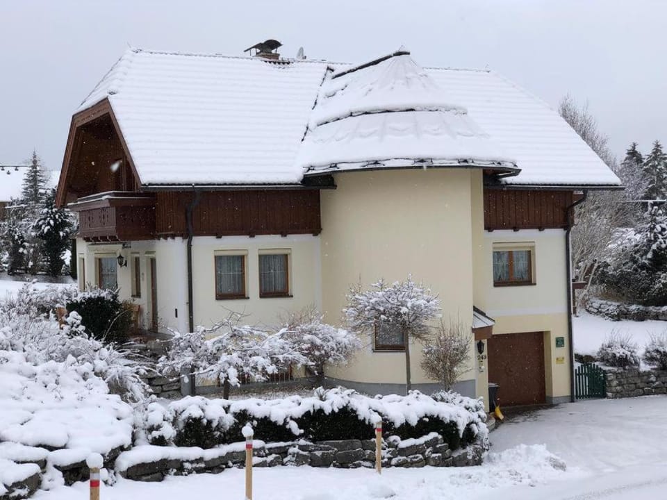 Property building, Winter