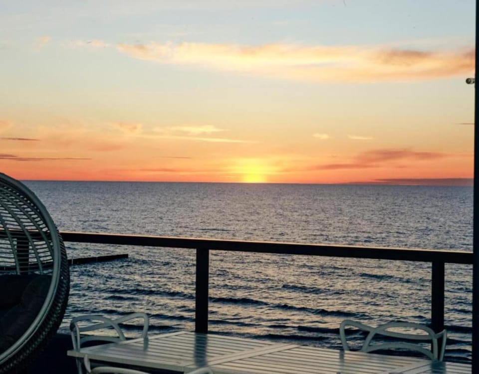 Day, Natural landscape, View (from property/room), Balcony/Terrace, Sea view, Sunrise, Sunset
