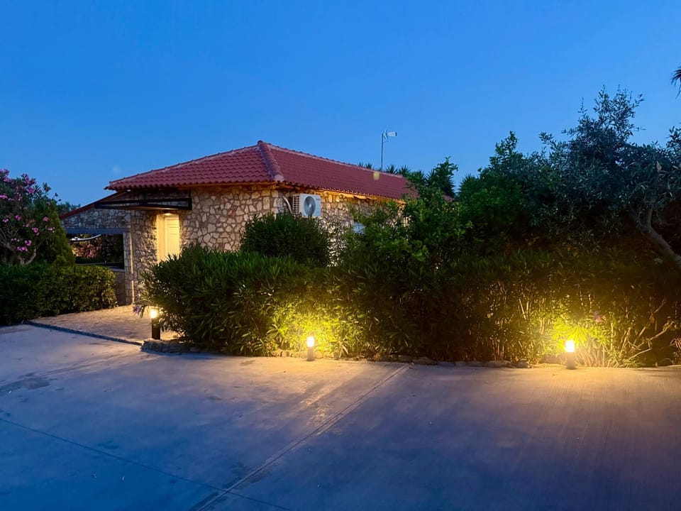 Property building, Night