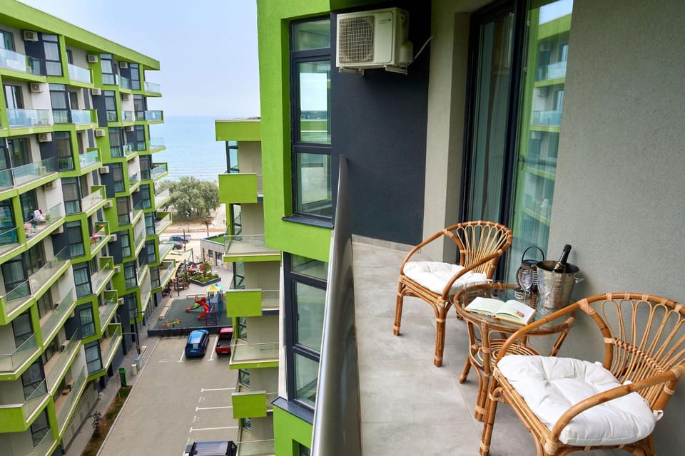 Opal Luxury Apartment 109 Spa n Pool Beach resort Apartment in Constanța County