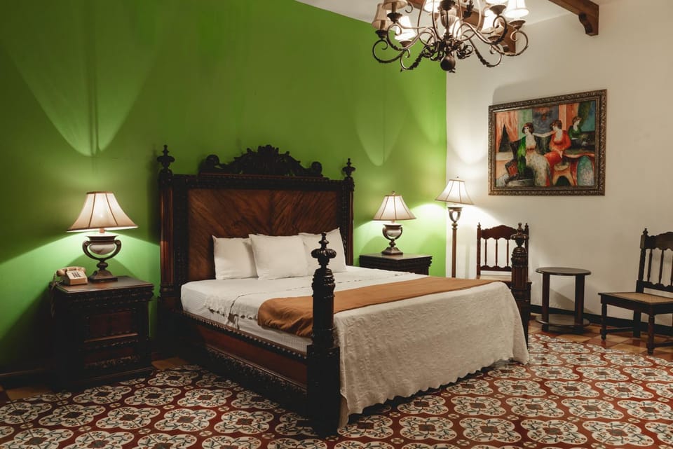 Bed, Photo of the whole room