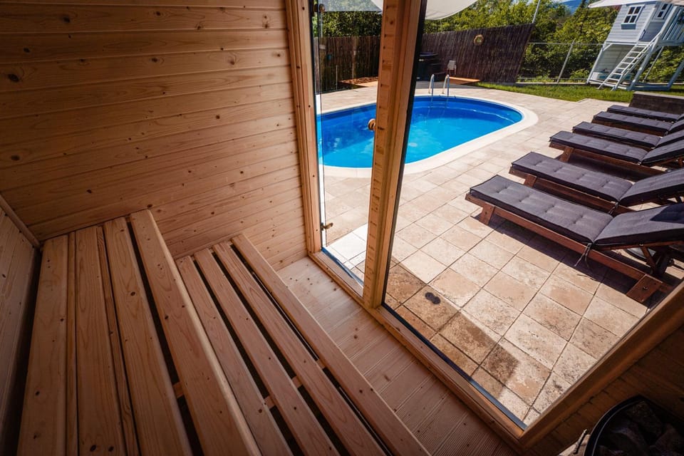 Vila Oia Wellness & Spa Villa in Prahova, Romania