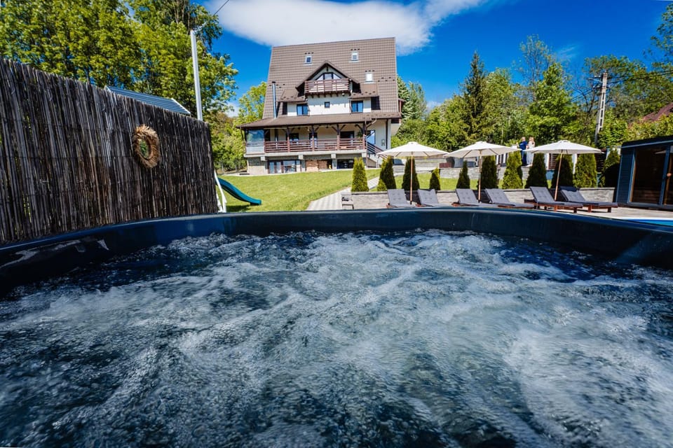 Vila Oia Wellness & Spa Villa in Prahova, Romania