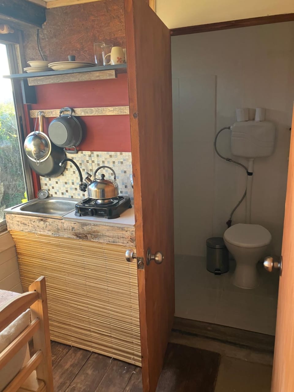 Bathroom, Kitchen or kitchenette