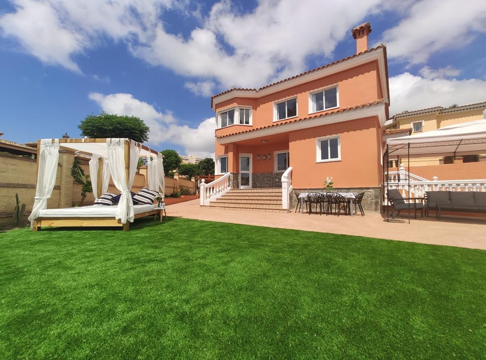 La Atalaya House in Benalmadena