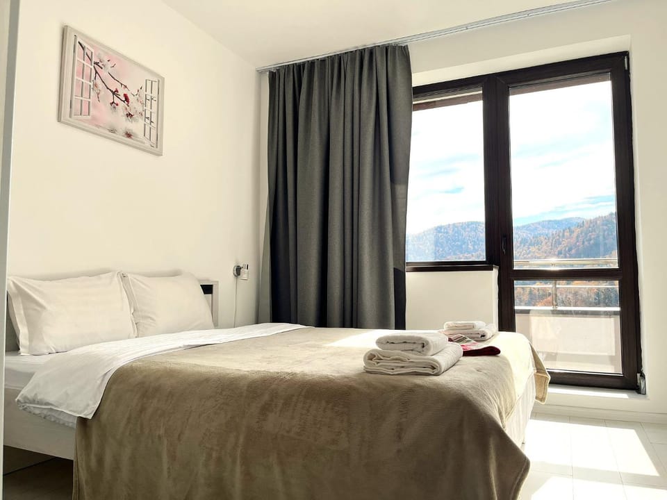 Bed, Bedroom, heating, internet, towels, wardrobe