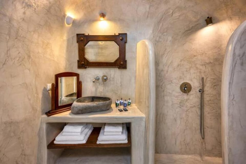Shower, Bathroom, towels